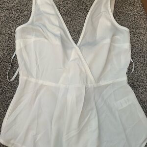 Elegant White Sleeveless Top